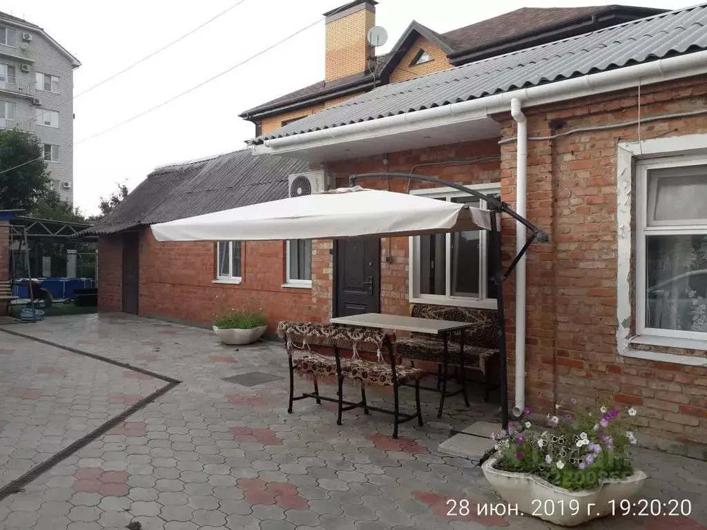 Дом в Краснодарский край, Ейск Московская ул., 52 (56 м) - Фото 2