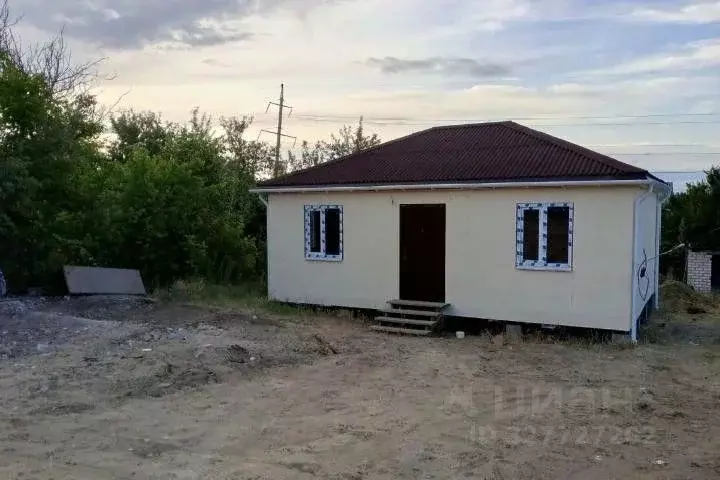 Дом в Волгоградская область, Волгоград ул. Неждановой (43 м) - Фото 1