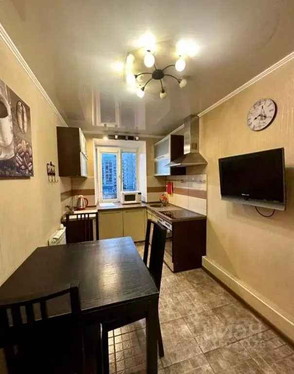 3-к кв. Алтайский край, Барнаул Партизанская ул., 82 (70.0 м) - Фото 1