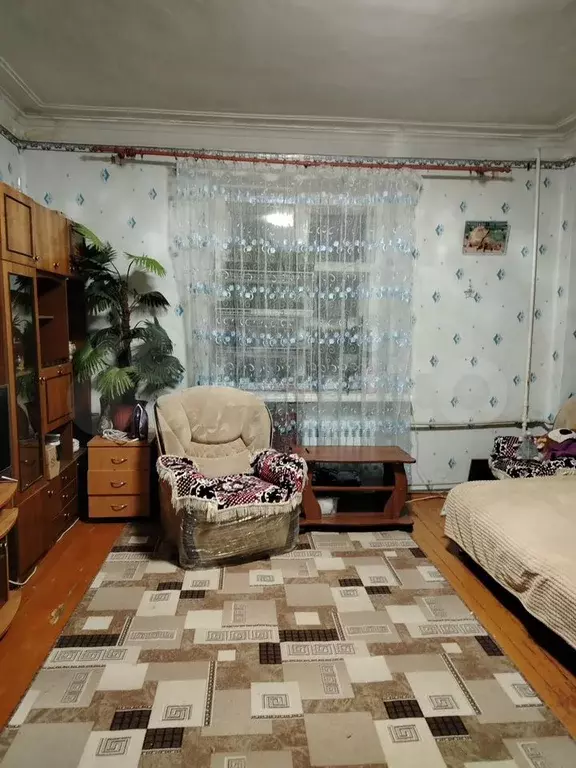 Комната 22 м в 3-к., 2/3 эт. - Фото 0