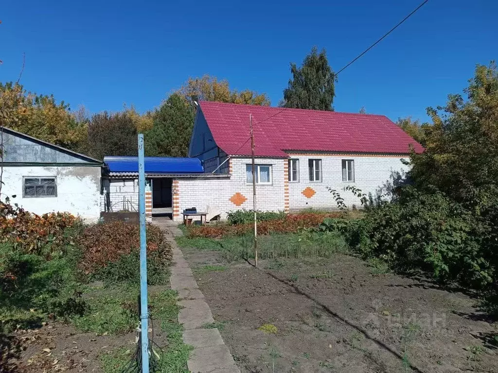 Дом в Тамбовская область, Мичуринский муниципальный округ, с. Стаево ... - Фото 1