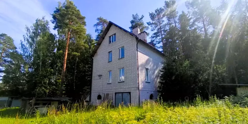 Дом в Ленинградская область, Гатчинский район, Вырица городской ... - Фото 1