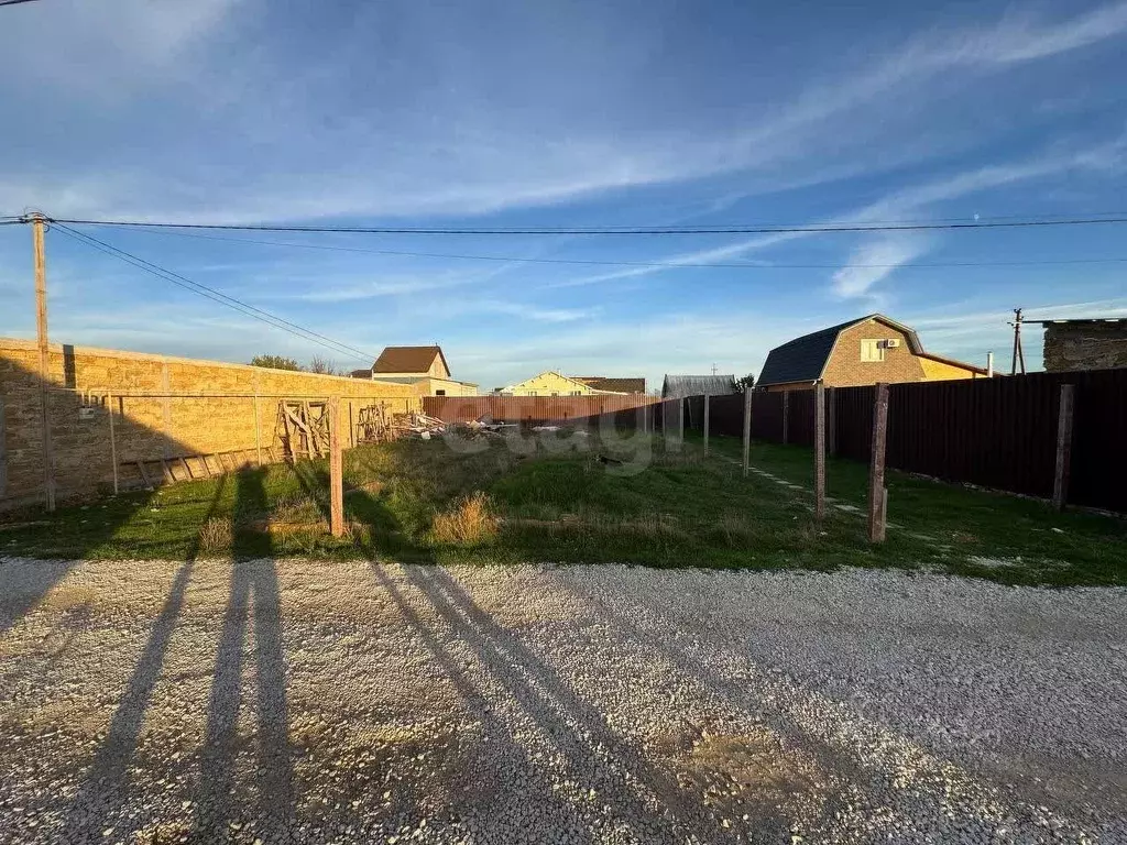 Дом в Крым, Сакский район, с. Суворовское 21 (32 м) - Фото 1