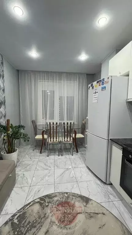 1-к кв. Белгородская область, Белгород ул. Есенина, 15 (43.0 м) - Фото 0