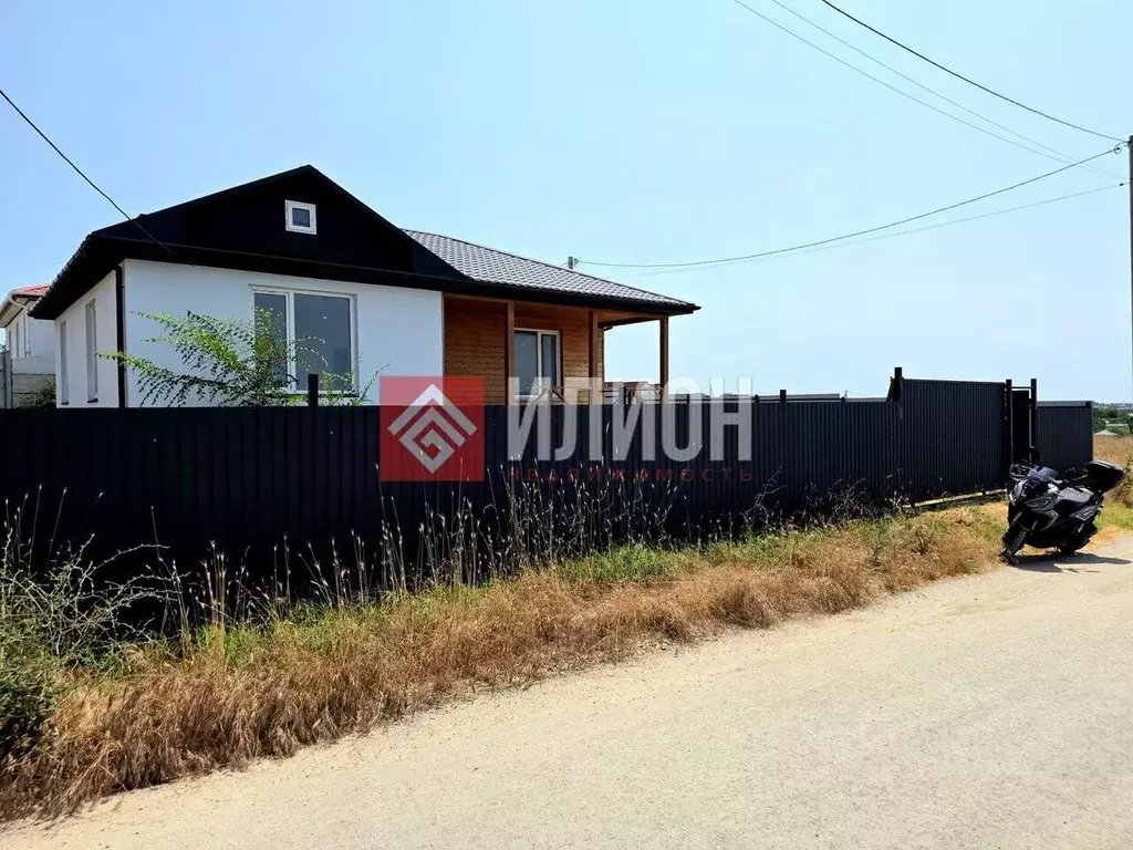 Дом в Севастополь ул. Генерала Провалова, 42А (100 м) - Фото 2