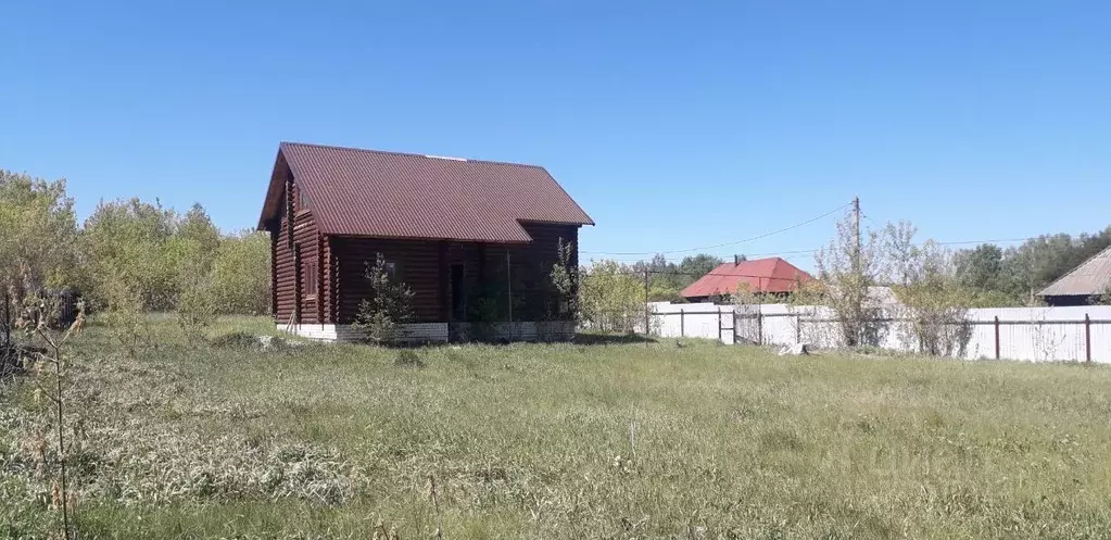 Дом в Ульяновская область, Кузоватовский район, с. Лесное Матюнино  ... - Фото 1