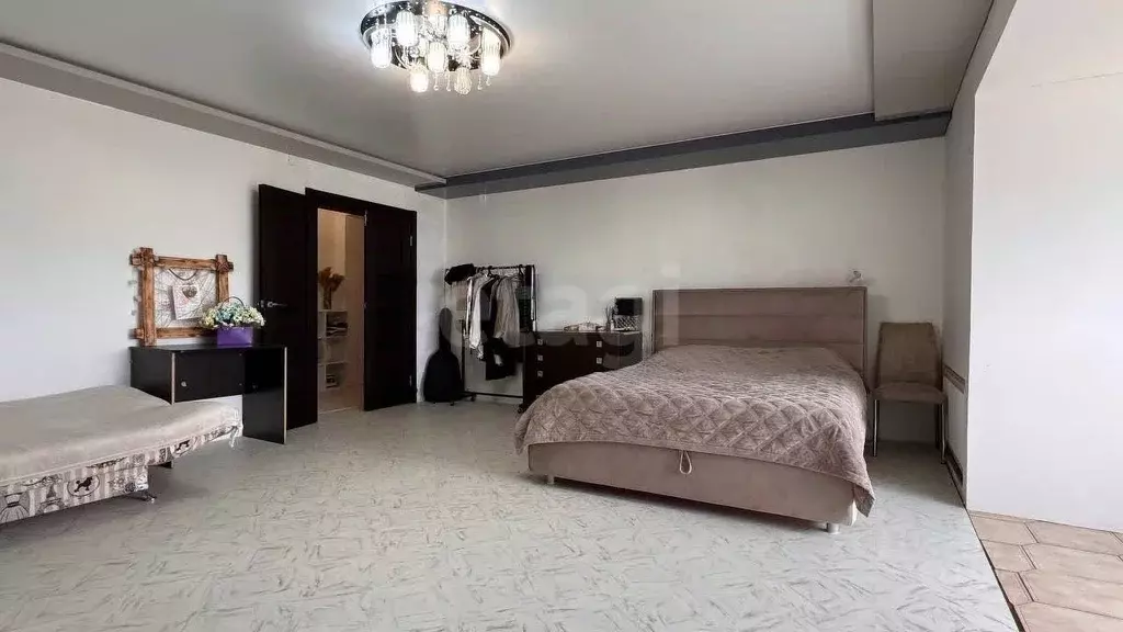 3-к кв. Архангельская область, Котлас ул. Кедрова, 21 (92.0 м) - Фото 0