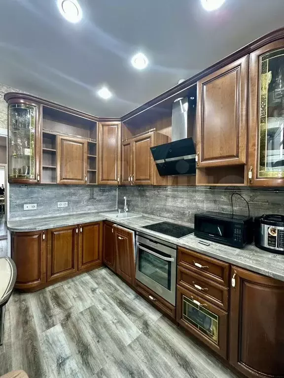 2-к. квартира, 56 м, 6/9 эт. - Фото 0