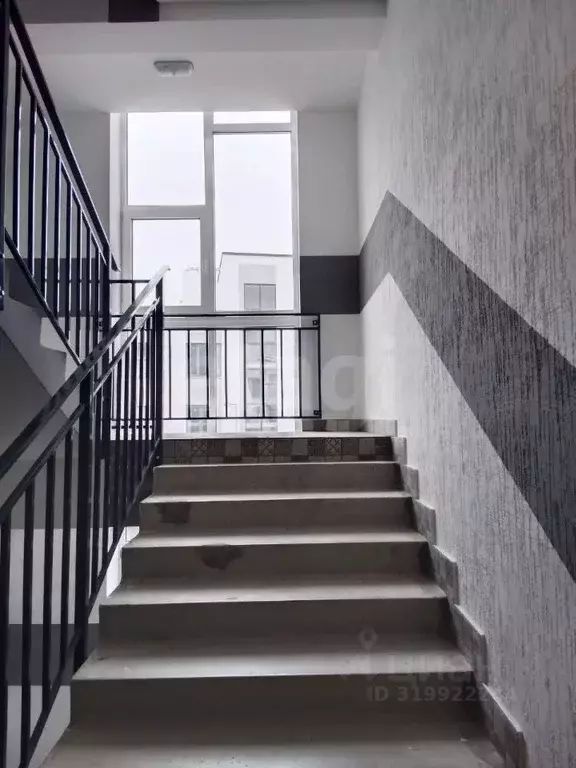 3-к кв. Калужская область, Калуга ул. Белые Росы, 1 (81.2 м) - Фото 1