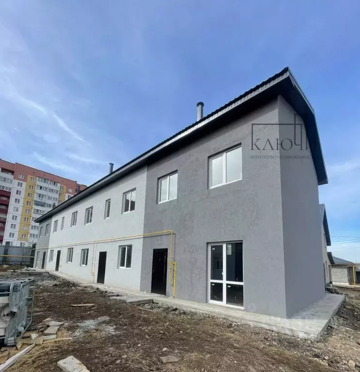 Таунхаус в Челябинская область, Магнитогорск ул. Новая (90 м) - Фото 1