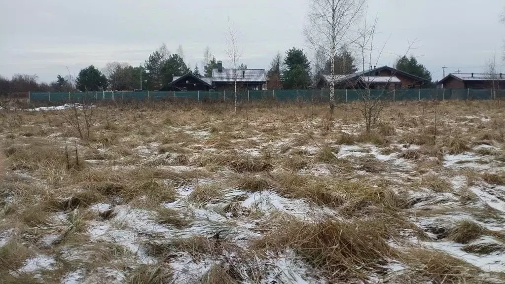 Участок в Московская область, Можайский муниципальный округ, д. ... - Фото 1