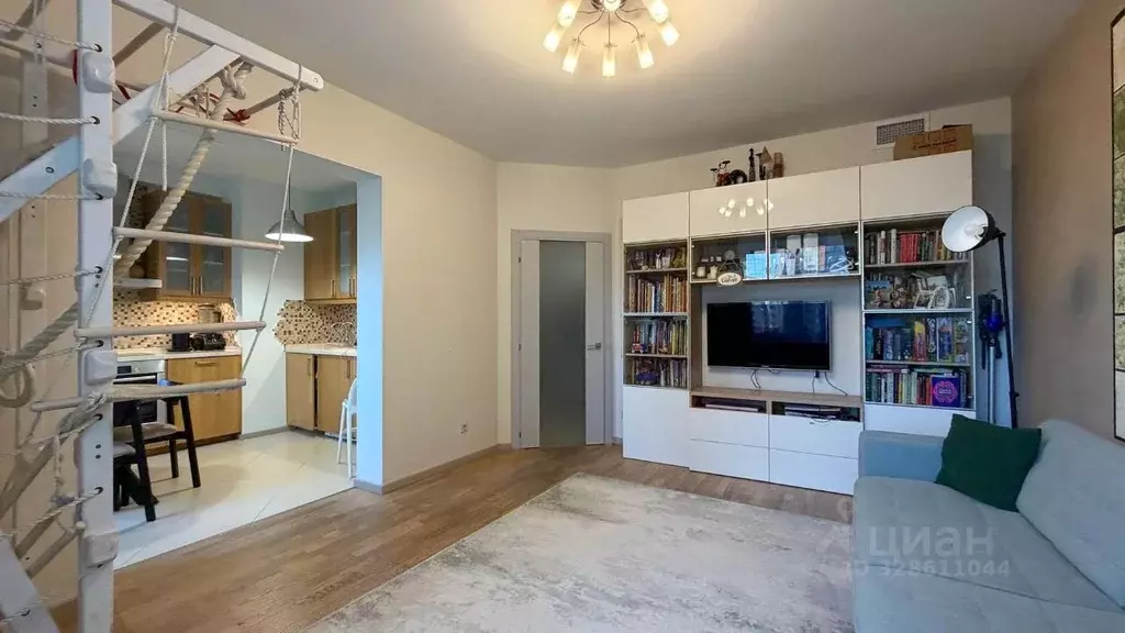 3-к кв. Санкт-Петербург ул. Ушинского, 2к1 (82.8 м) - Фото 1