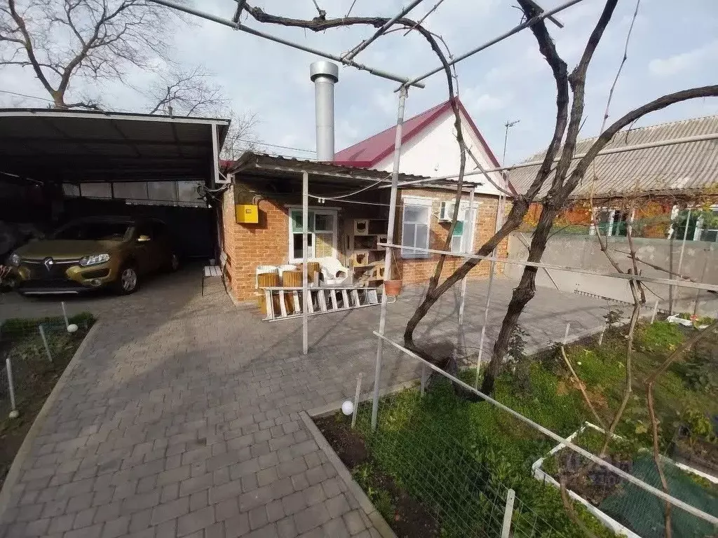 Дом в Краснодарский край, Ейск Первомайская ул. (71 м) - Фото 1