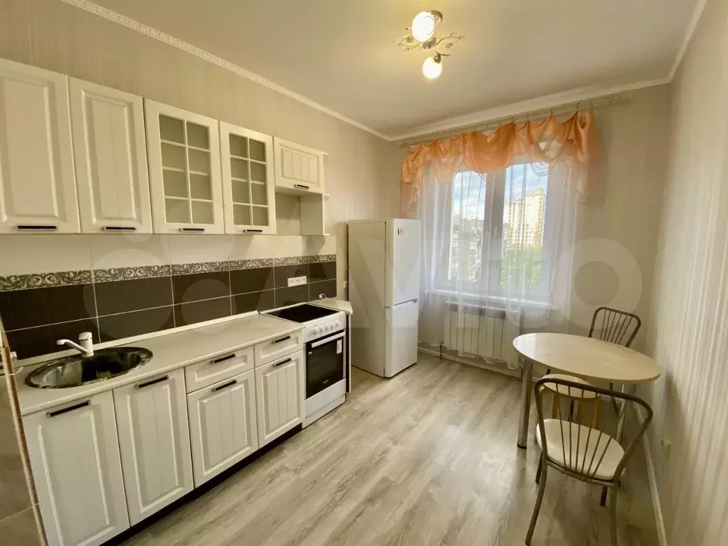1-к. квартира, 40 м, 8/26 эт. - Фото 0