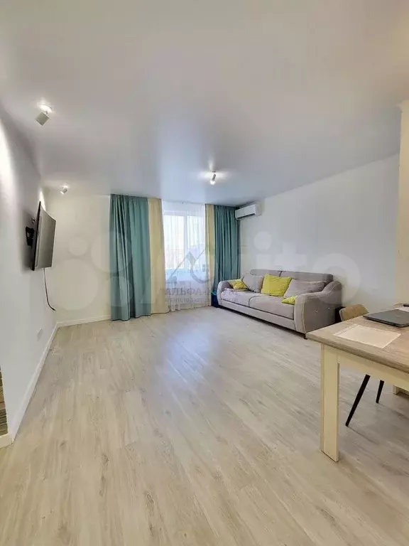3-к. квартира, 68,9 м, 3/3 эт. - Фото 1