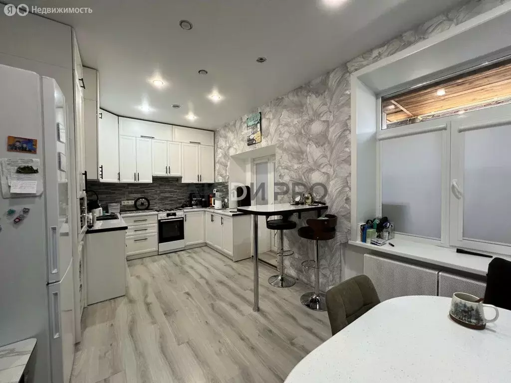 3-комнатная квартира: Сыктывкар, микрорайон Верхний Чов, 70 (91 м) - Фото 2