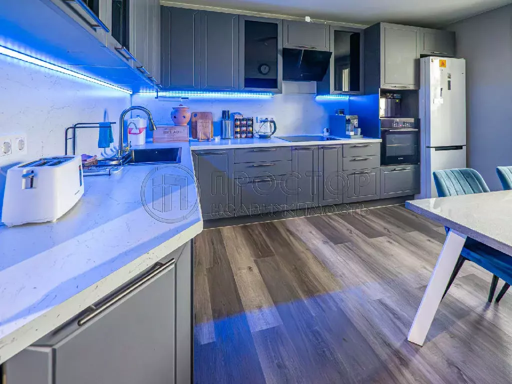 Продается 3-комнатная квартира - Фото 2