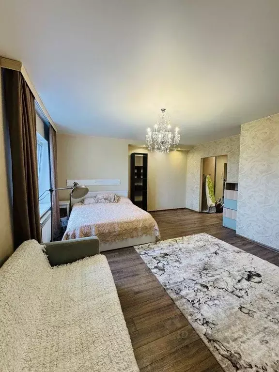 1-к кв. Свердловская область, Екатеринбург ул. Ясная, 20Д (51.0 м) - Фото 1