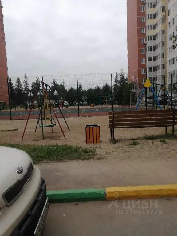 2-к кв. Омская область, Омск просп. Космический, 14Д (66.1 м) - Фото 0