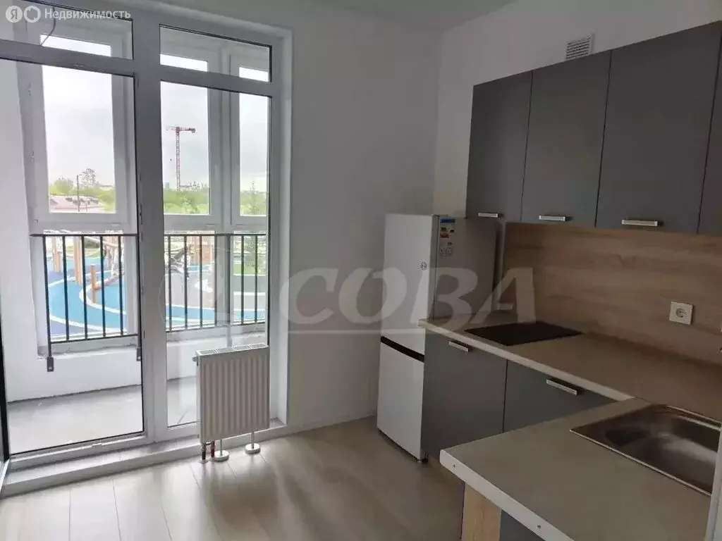 Квартира-студия: Тюмень, улица Виктора Тимофеева, 3 (28.4 м) - Фото 1