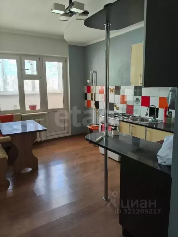 2-к кв. Саха (Якутия), Якутск Якутская ул., 2/15 (62.1 м) - Фото 1