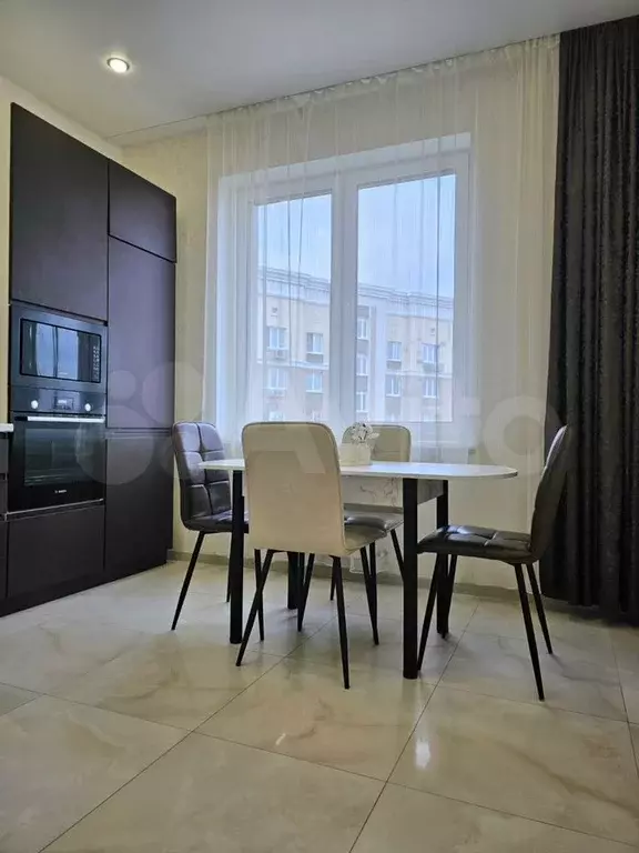 2-к. квартира, 82 м, 5/8 эт. - Фото 0