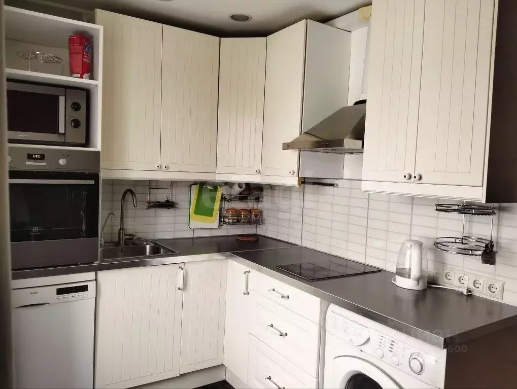 3-к кв. Новосибирская область, Бердск ул. Попова, 3 (67.0 м) - Фото 0