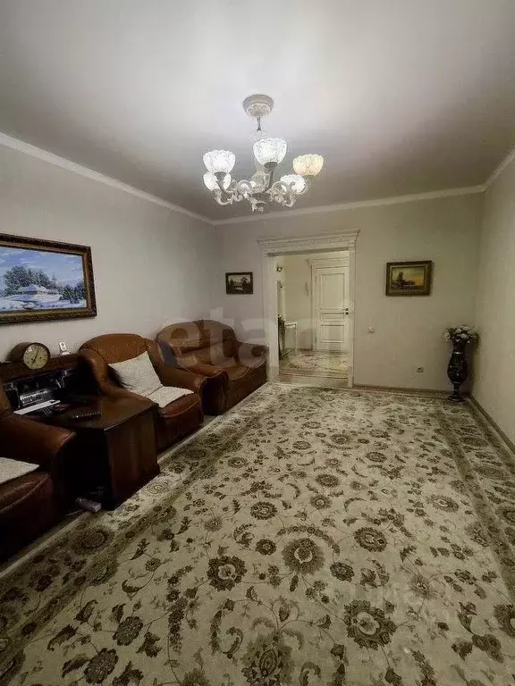 2-к кв. Белгородская область, Белгород Гостенская ул., 12 (81.7 м) - Фото 1