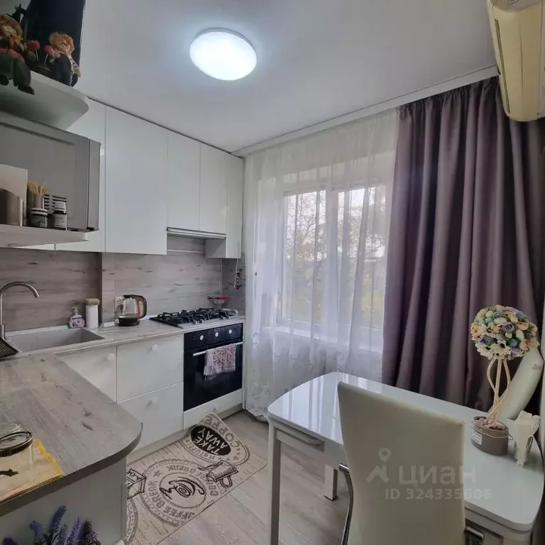 3-к кв. Краснодарский край, Ейск Октябрьская ул., 199 (58.2 м) - Фото 2