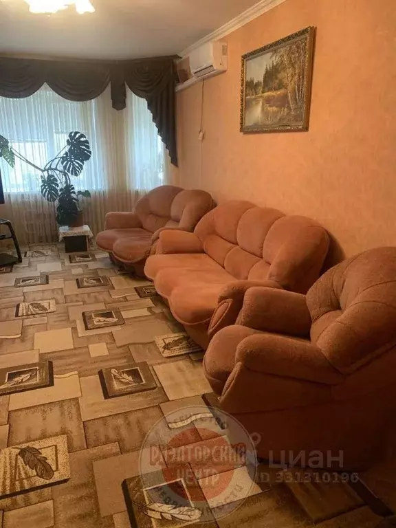 2-к кв. Белгородская область, Белгород ул. Есенина, 54 (74.8 м) - Фото 2