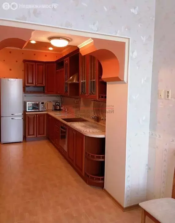 2-комнатная квартира: Старый Оскол, микрорайон Зелёный Лог, 5 (90.7 м) - Фото 2