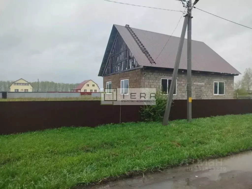Дом в Башкортостан, Нуримановский район, Байгильдинский сельсовет, с. ... - Фото 2