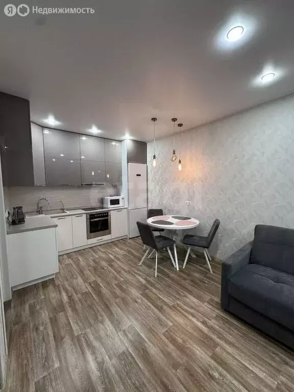 1-комнатная квартира: Тюмень, Линейная улица, 17 (43.5 м) - Фото 1