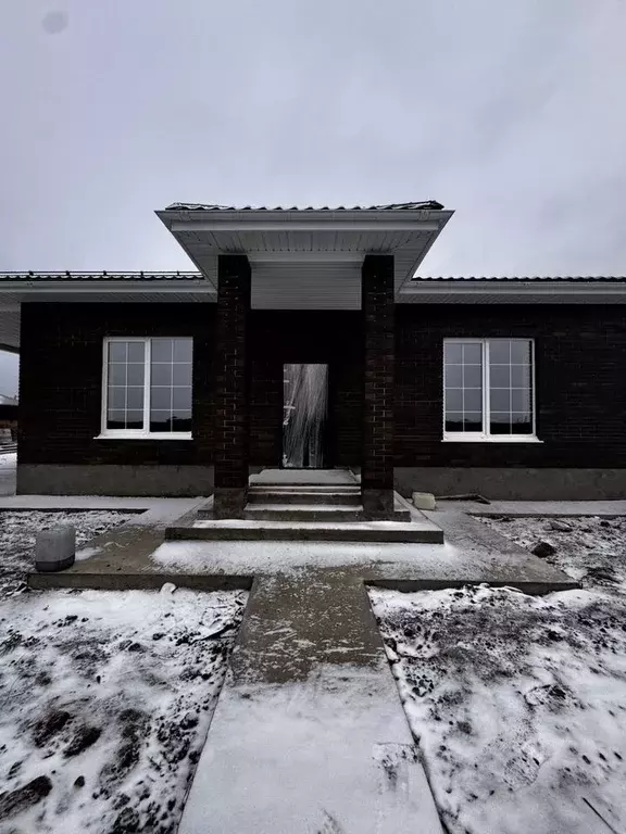 Дом в Московская область, Коломна городской округ, д. Семибратское ул. ... - Фото 1