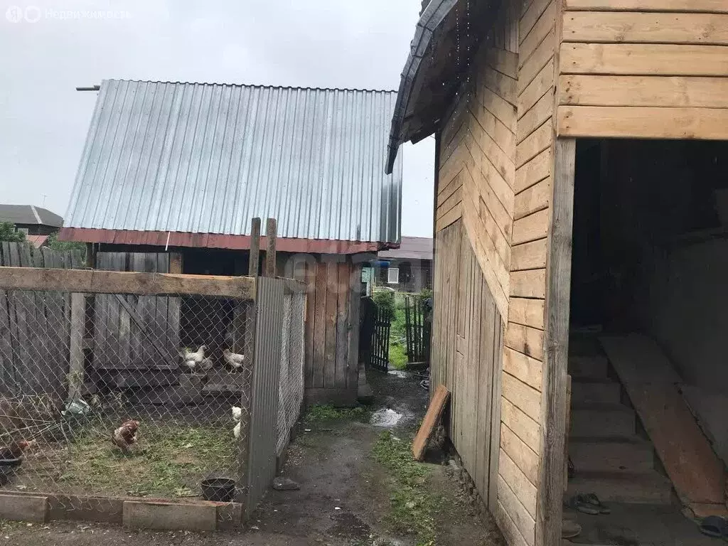 Дом в Усть-Катав, улица Чапаева (148.9 м) - Фото 1
