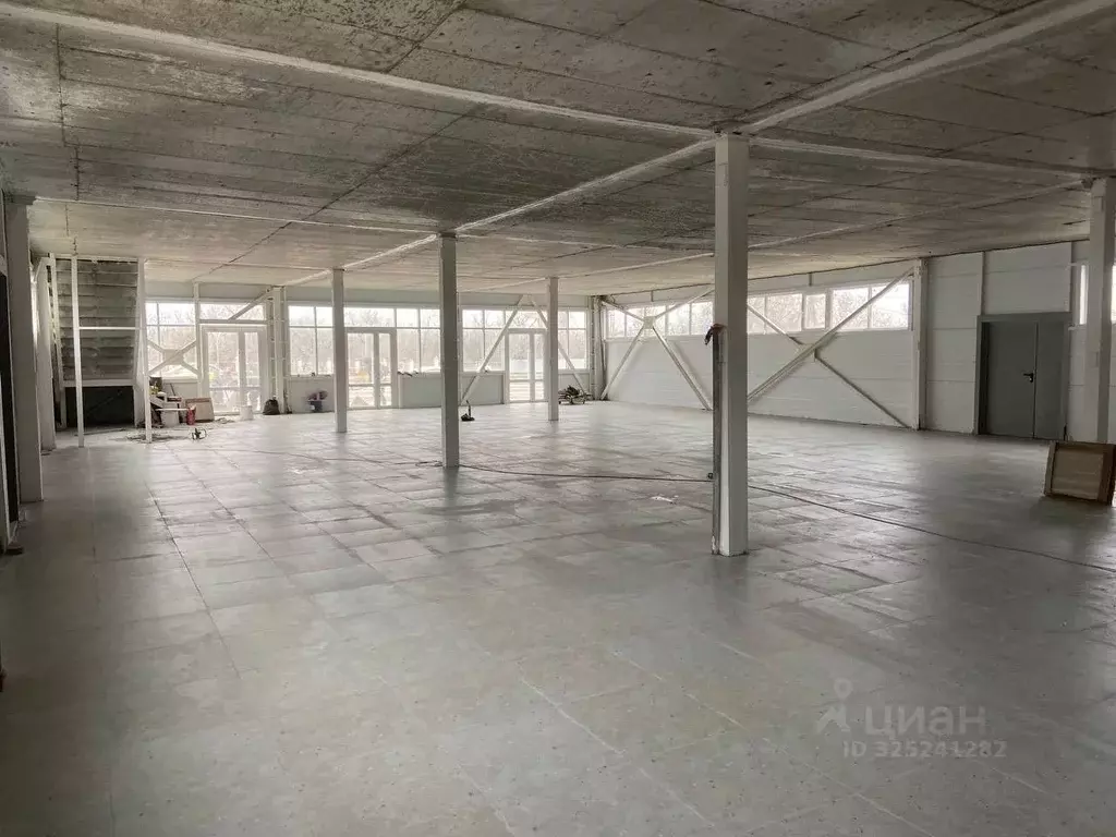 Торговая площадь в Волгоградская область, Волгоград ул. Неждановой, ... - Фото 1