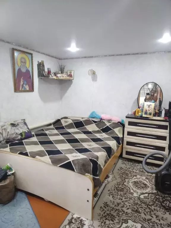 Дом в Саратовская область, Базарно-Карабулакский район, Свободинское ... - Фото 1