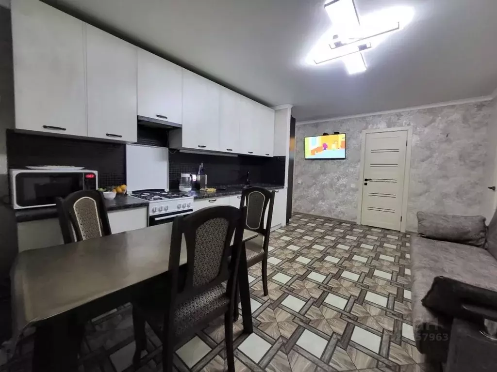 2-к кв. Ростовская область, Батайск Индустриальная ул., 1Б (64.0 м) - Фото 1