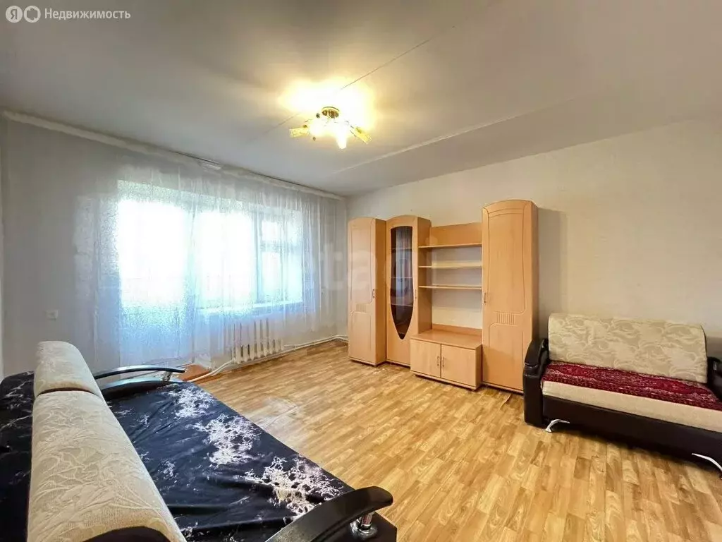 1-комнатная квартира: Кукмор, улица Рабочий Переулок, 26 (40 м) - Фото 0