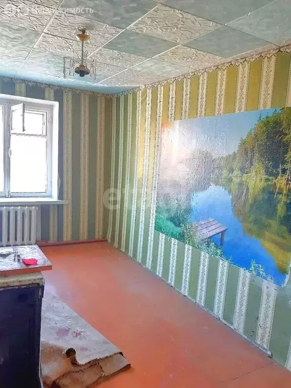 3-комнатная квартира: Петровский, Октябрьская улица, 48 (57.7 м) - Фото 1