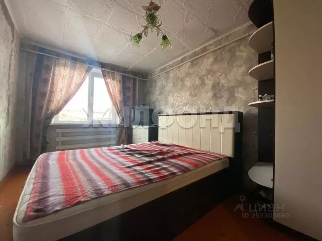 Дом в Хакасия, Усть-Абаканский район, с. Зеленое ул. Железнодорожная ... - Фото 2