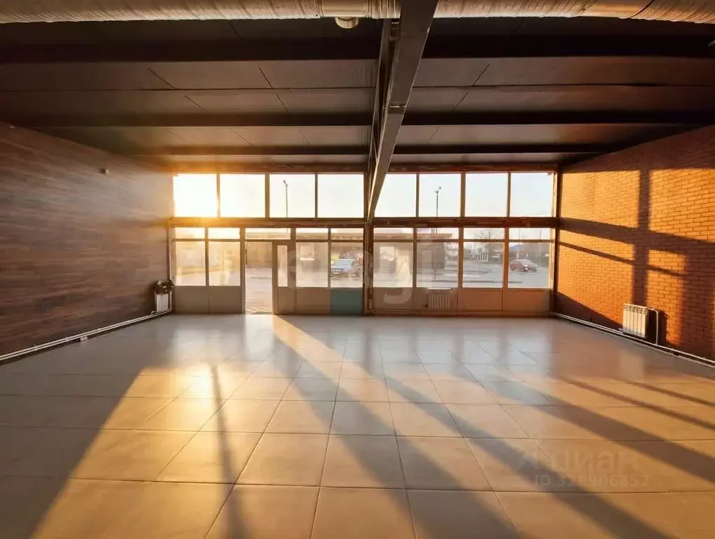 Помещение свободного назначения в Московская область, Красногорск ул. ... - Фото 1