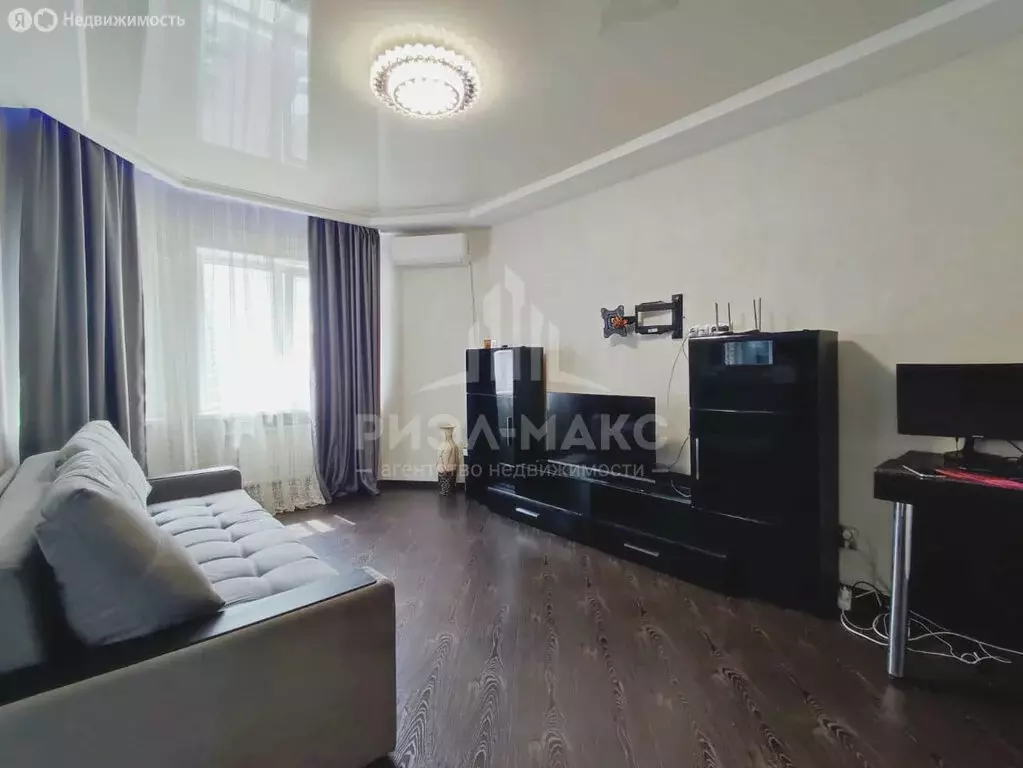 Квартира-студия: Брянск, проспект Станке Димитрова, 65 (37 м) - Фото 1