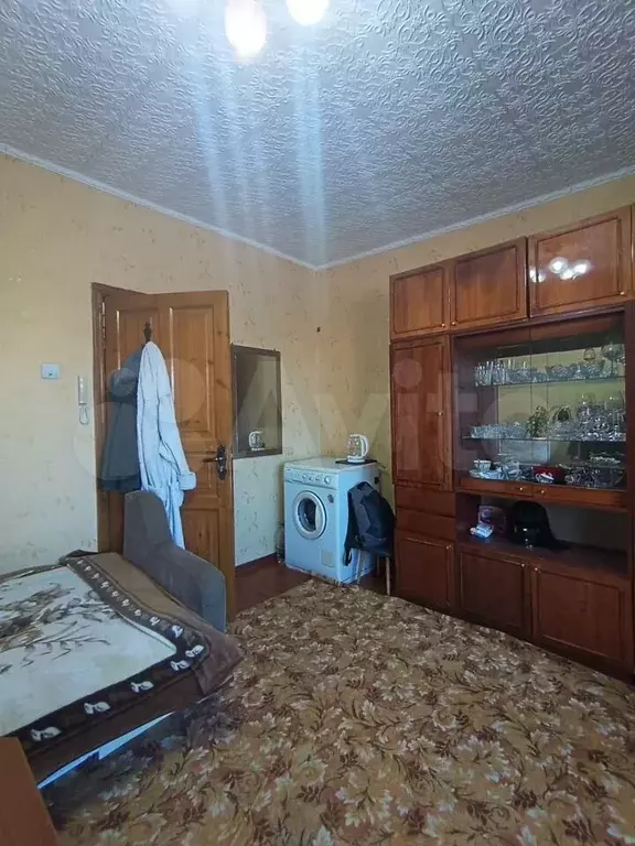 Комната 16,6 м в 1-к., 5/5 эт. - Фото 1