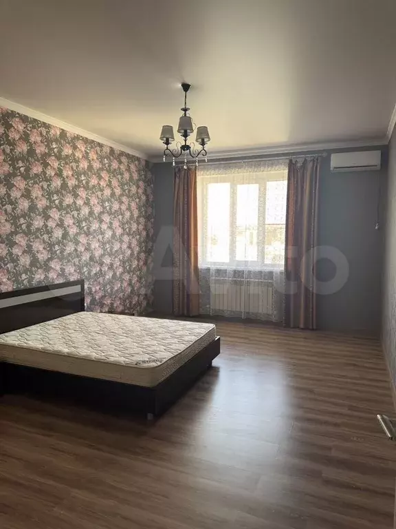 1-к. квартира, 60 м, 4/5 эт. - Фото 1