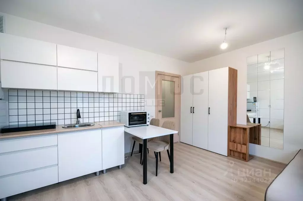 Студия Свердловская область, Екатеринбург ул. Евгения Савкова, 17Б ... - Фото 2