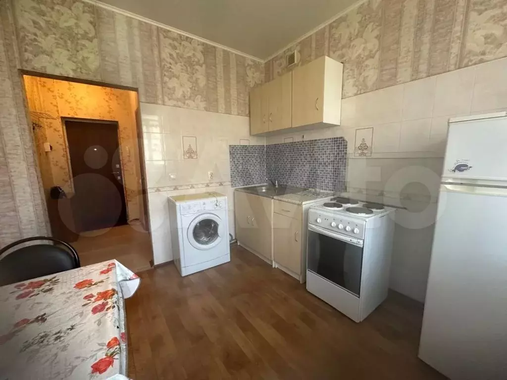 1-к. квартира, 35,7 м, 4/6 эт. - Фото 0
