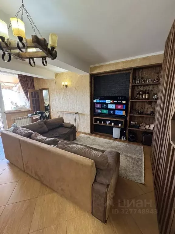 2-к кв. Крым, Симферополь ул. Училищная, 22 (71.0 м) - Фото 2