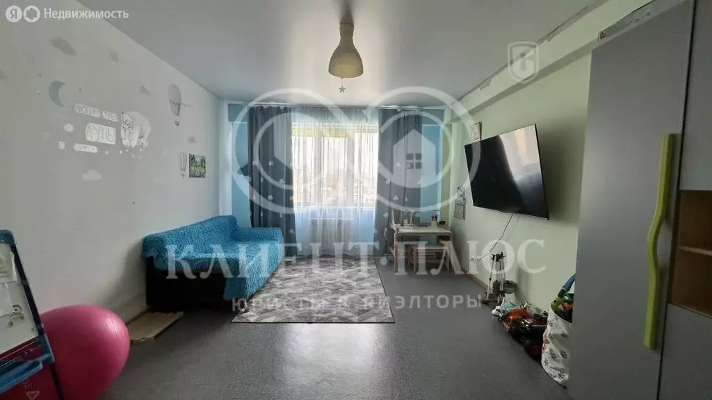 2-комнатная квартира: Анива, улица Гоголя, 10 (68 м) - Фото 1