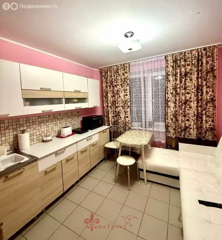 2-комнатная квартира: Белгород, улица Есенина, 20 (58.6 м) - Фото 1